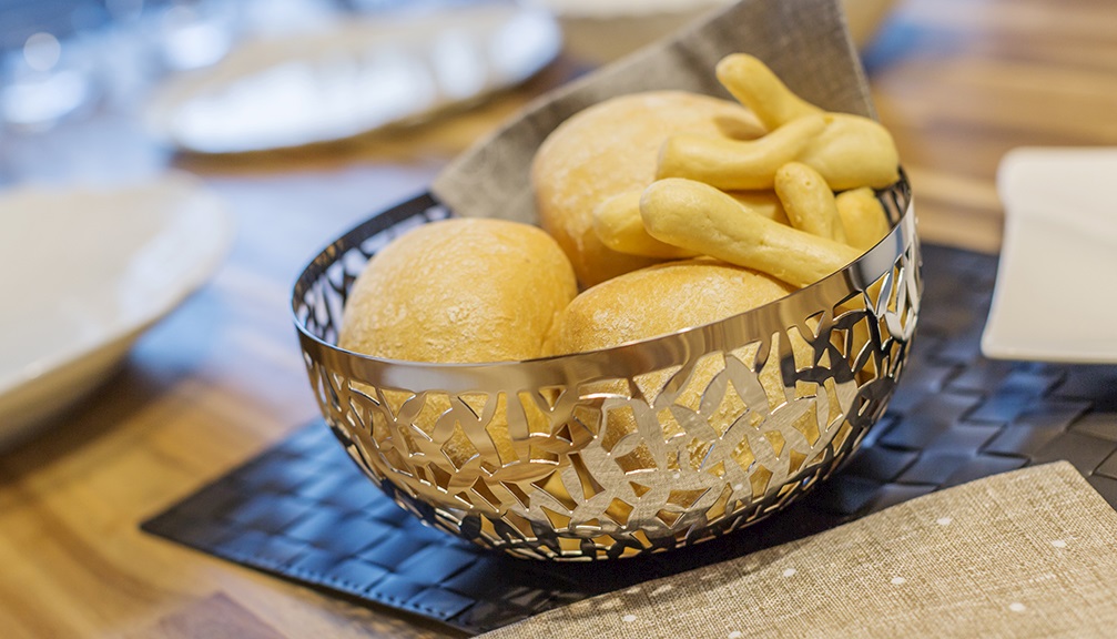 Fruit Bowls and Bread Baskets