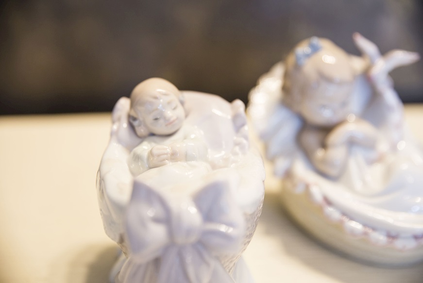 A new treasure porcelain girl Lladro'