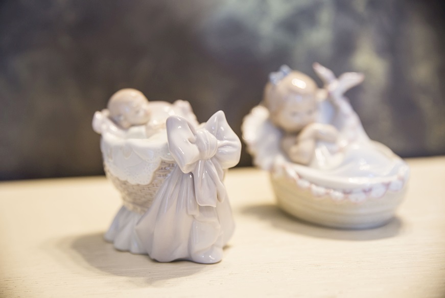 A new treasure porcelain girl Lladro'