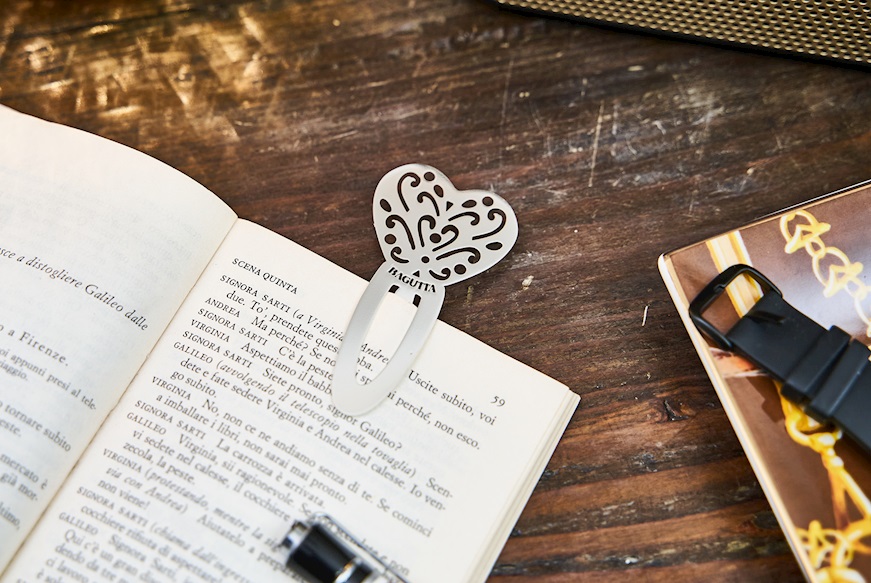 Bookmark Heart silver plated with sugared almonds Selezione Zanolli
