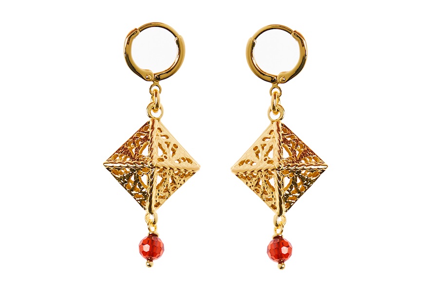 Orecchini Gipsy in bronzo dorato con piramide e cristallo rosso Unoaerre