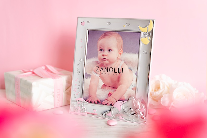 Cornice Orsetto Sleepy argento pvd con decorazione rosa Selezione Zanolli