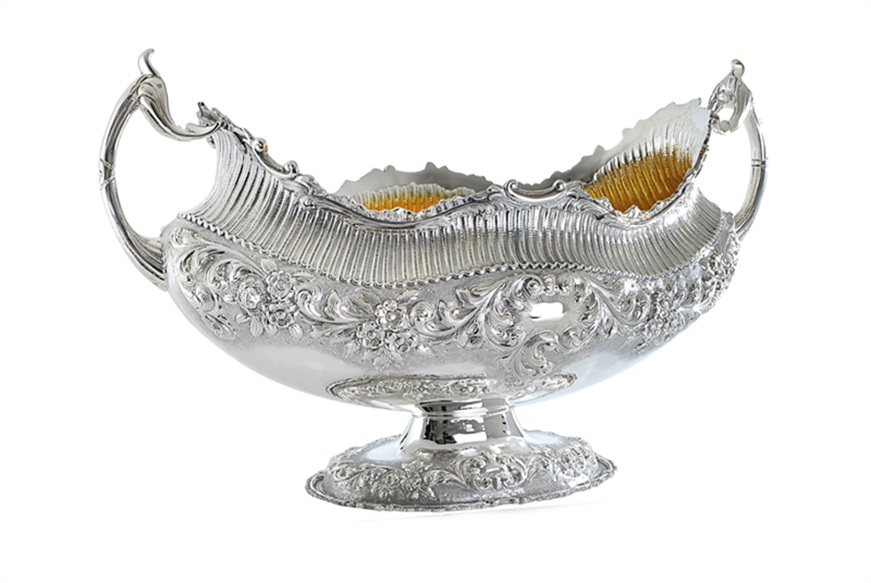 Jatte silver with embossed and chisel decoration Selezione Zanolli