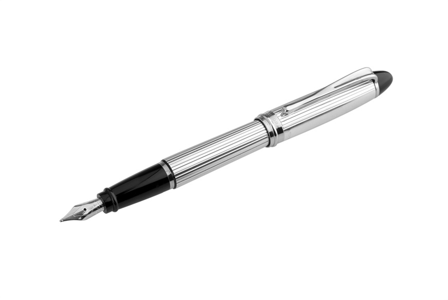 Fountain pen Ipsilon silver linear chisel Aurora