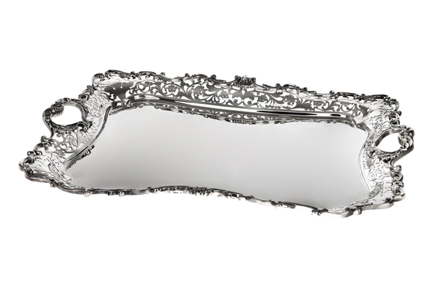 Vassoio rettangolare argento con bordo traforato e manici Selezione Zanolli