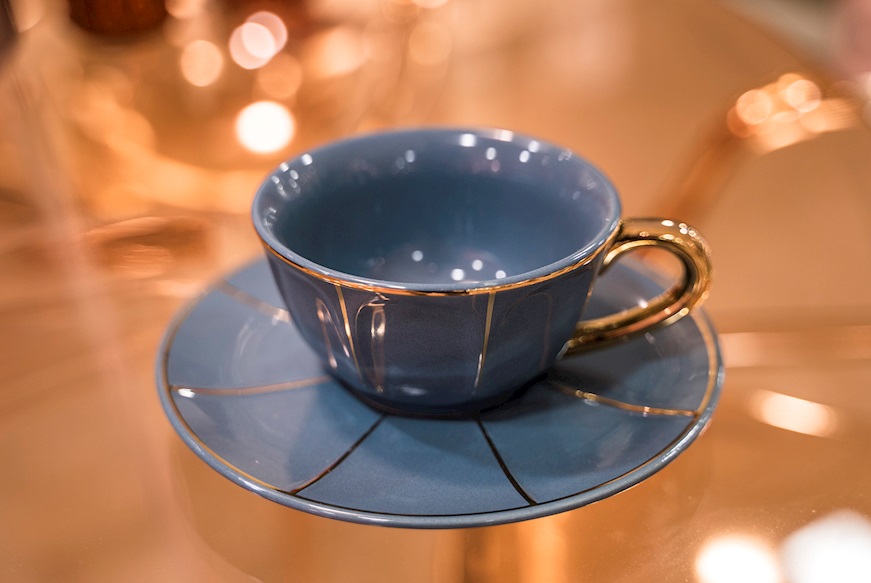 Tea cup La Tavola Scomposta porcelain with saucer Bitossi home