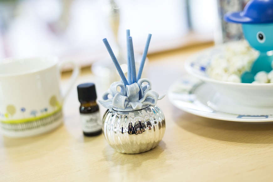 Sticks perfumer Bow blue with sugared almonds Selezione Zanolli